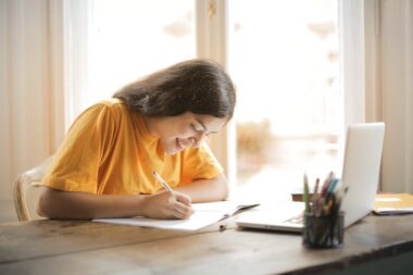 Checklist Voor Het Nieuwe Studiejaar: Wat Elke Universiteitsstudent Nodig Heeft